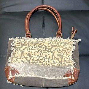 Myra Bag